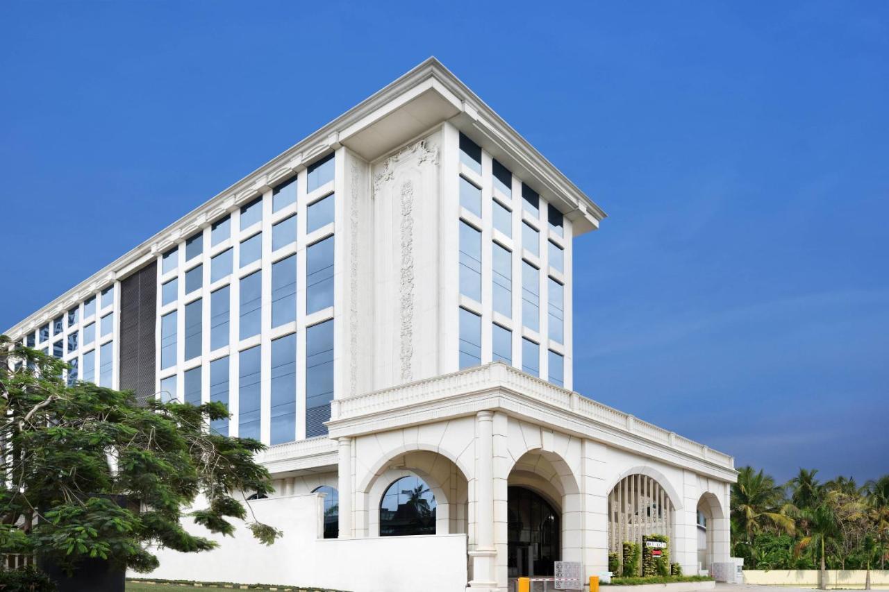 Courtyard By Marriott Bengaluru Hebbal Hotel Exterior foto